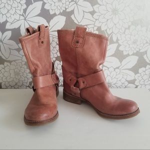 Gianni Bini Tan Motorcycle Boots, size 6M